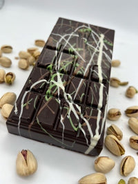 DARK CHOCOLATE PISTACHIO AND KNAFEH DUBAI BAR